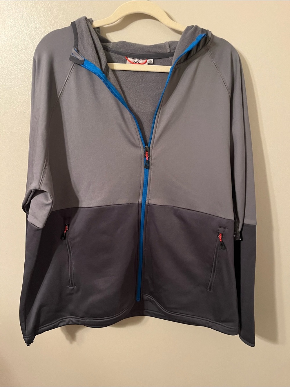 Sierra Pacific Explorer Series jacket